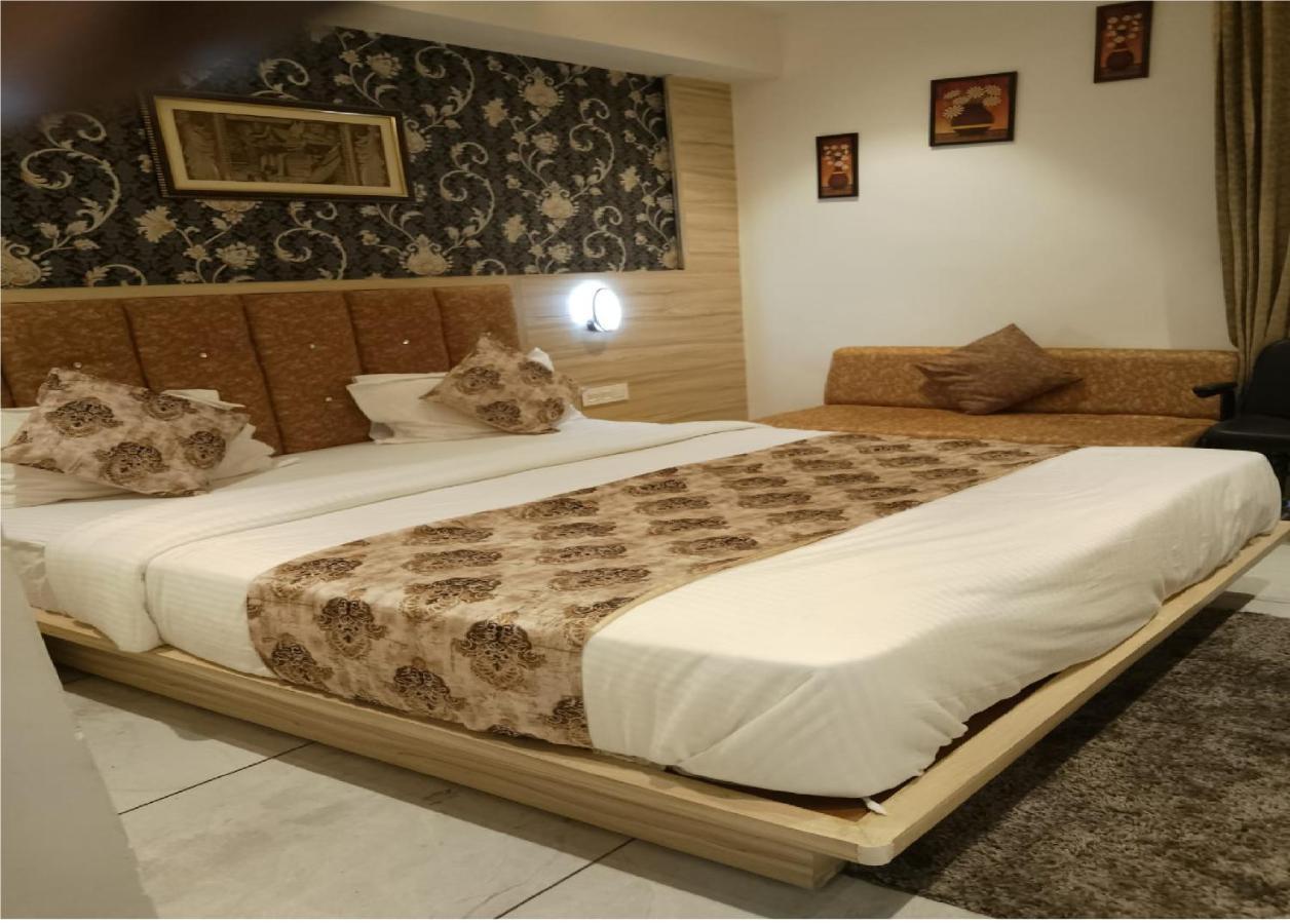 Hotel Lotus Villa Ahmedabad Luaran gambar